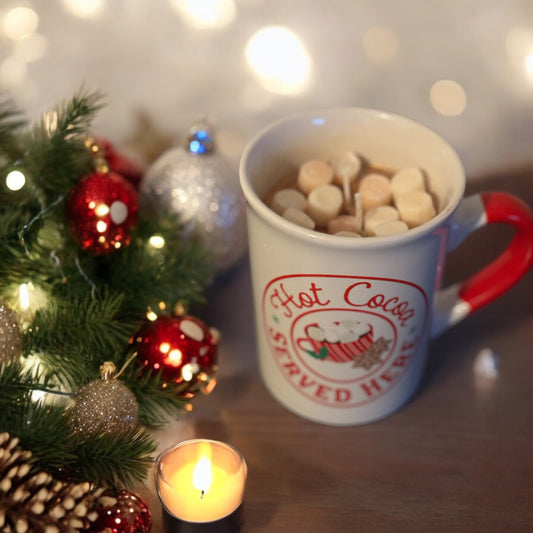 Marshmallow and cocoa candle